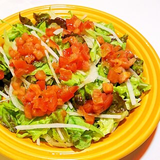 トマトドレッシングの野菜サラダ